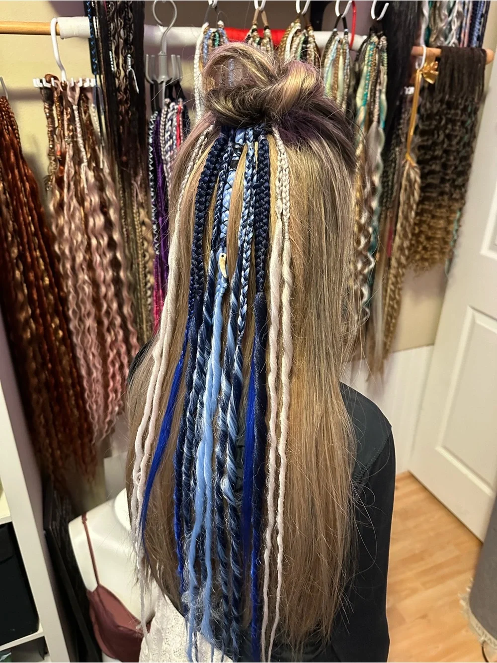 Blue vibes Women’s dreadlock Hair Extensions - Mixed Braids